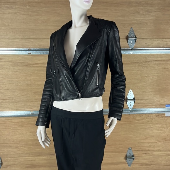 NWOT Alice + Olivia 100% Lambskin Moto Jacket Size Medium, defective zipper - Picture 5 of 17